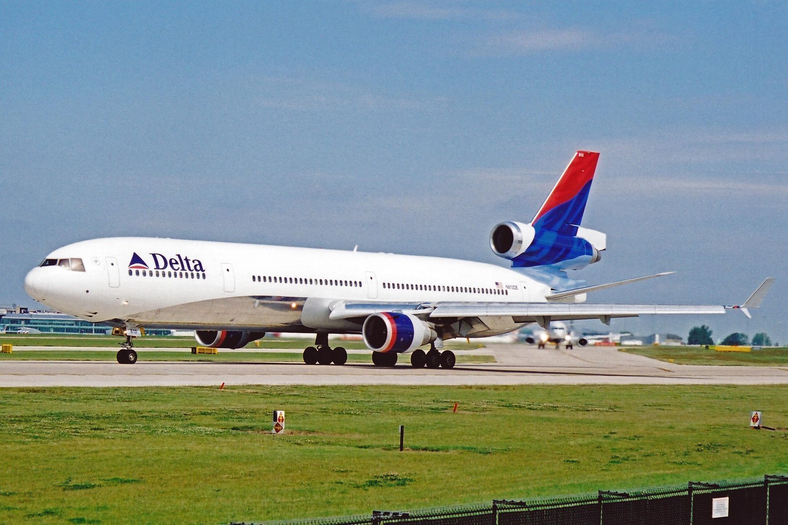 7. Delta Air Lines (Image Credits: Wikimedia)