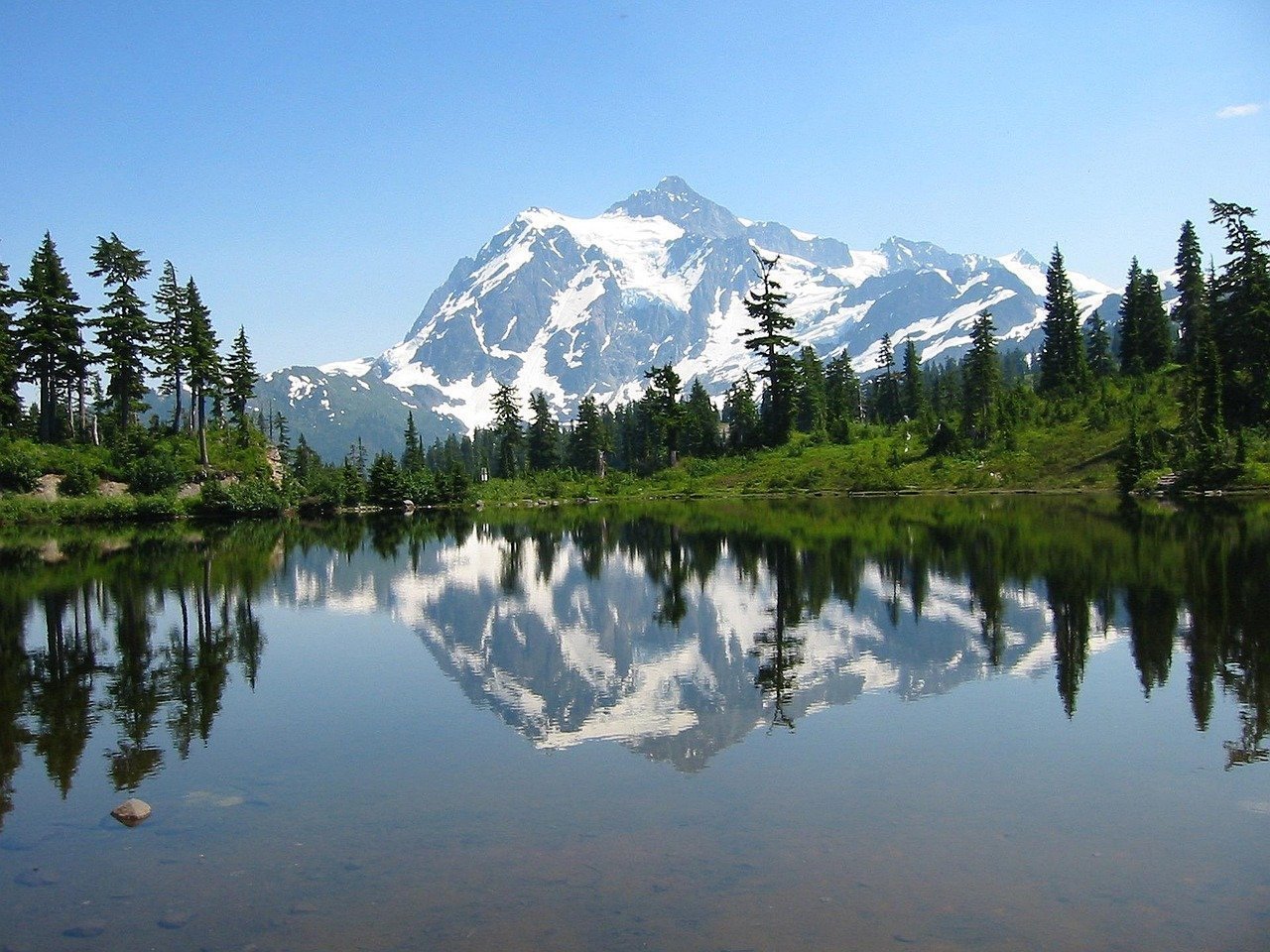 2. North Cascades National Park (Image Credits: Pixabay)