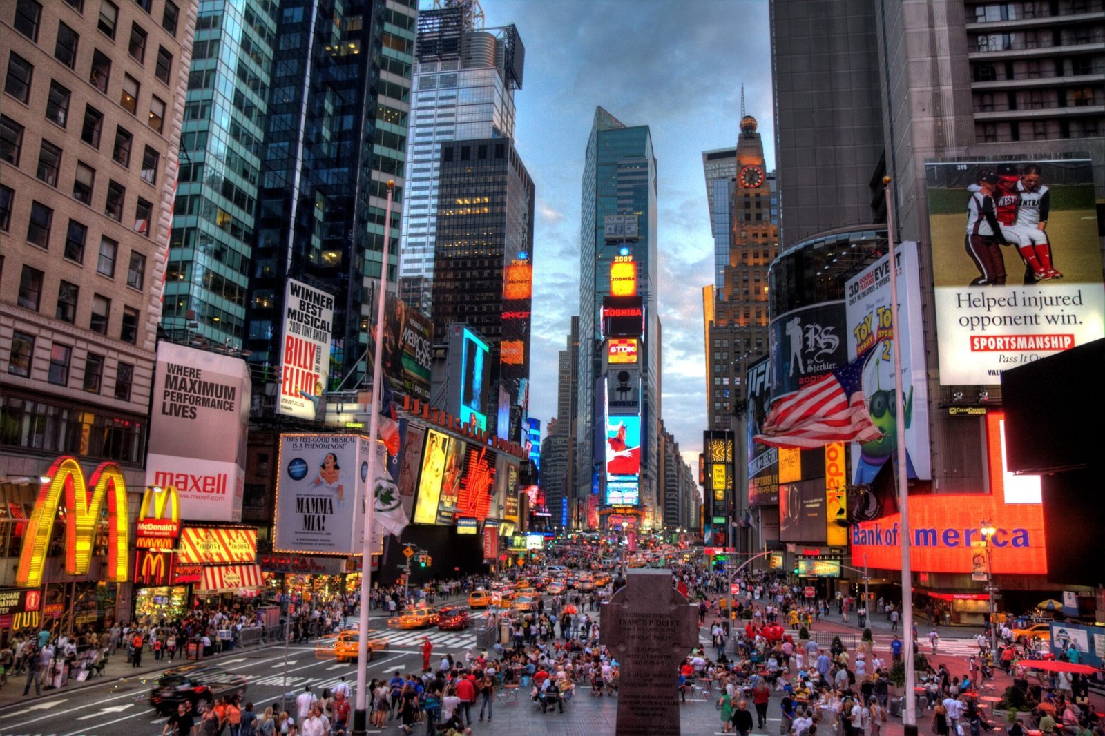4. Times Square, New York City, USA (Image Credits: Wikimedia)