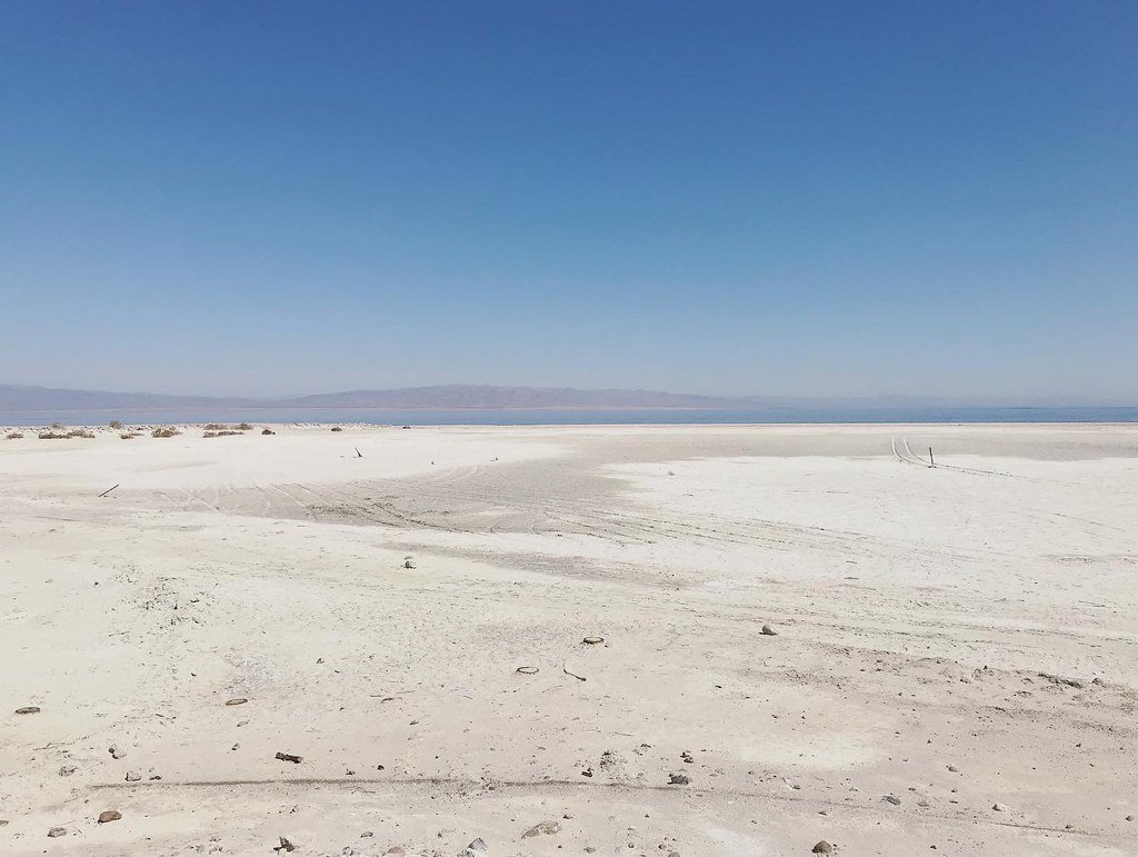 1. Salton Sea, California (Image Credits: Flickr)