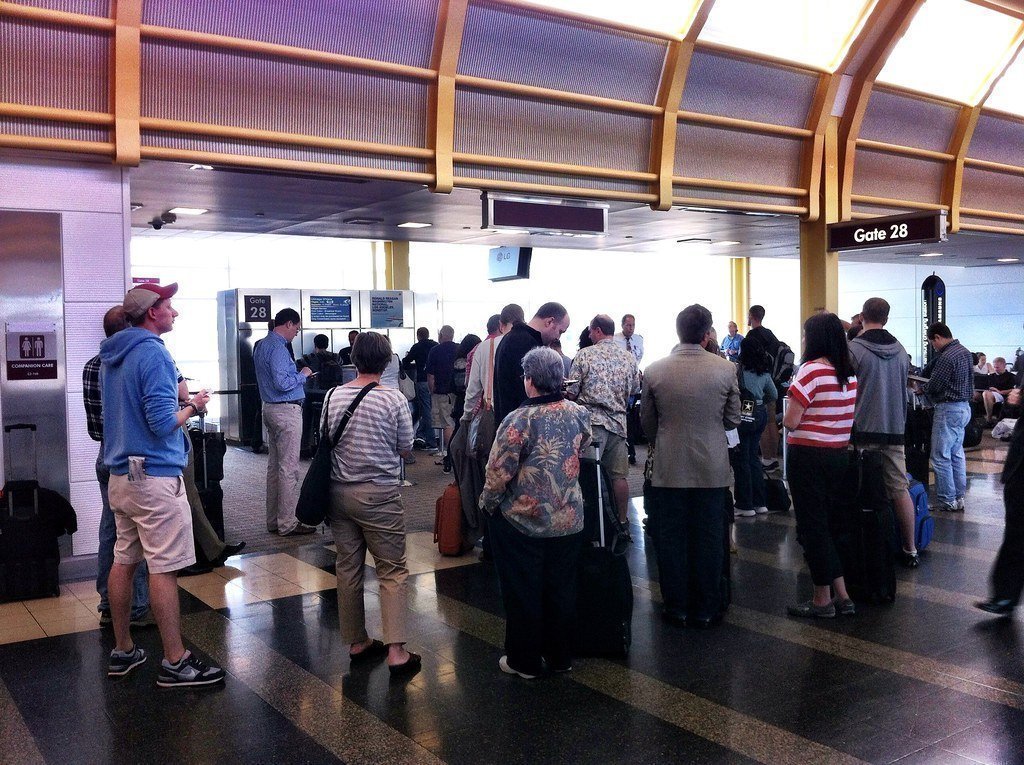 4. Arriving Late to the Gate (Grant Wickes, Flickr, CC BY 2.0)