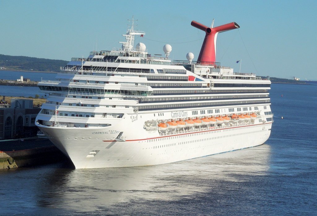 5. The Old School Cruise (Image Credits: Flickr)