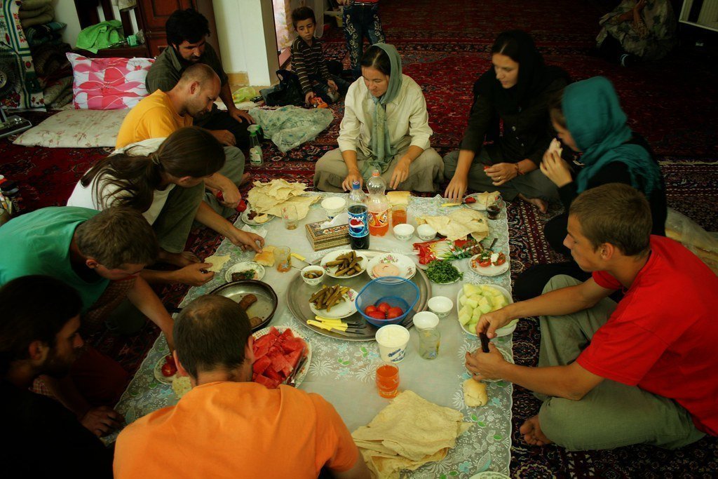 Lesson 2: Taarof Hospitality Turns Strangers into Lifesavers (Image Credits: Flickr)