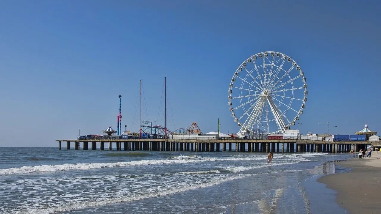 The 7 Cheapest Places To Live On The Water In The US