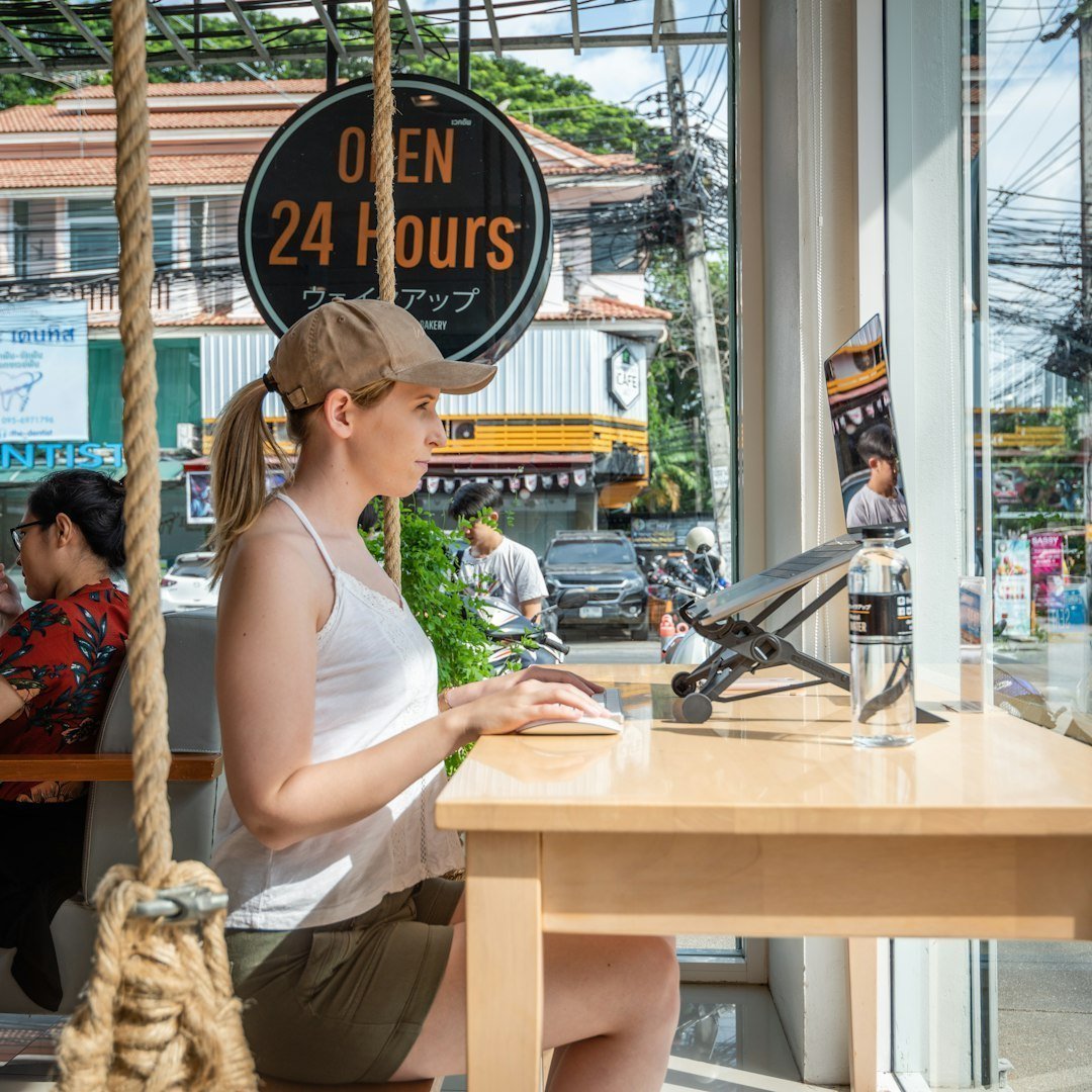 1. The "Digital Nomad Friendly" Bali Cafe That Caps You After 30 Minutes (Image Credits: Unsplash)