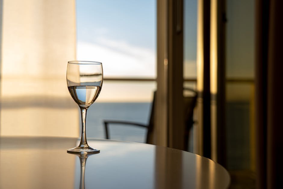 3. In-Room Drinking Glasses (Image Credits: Pexels)