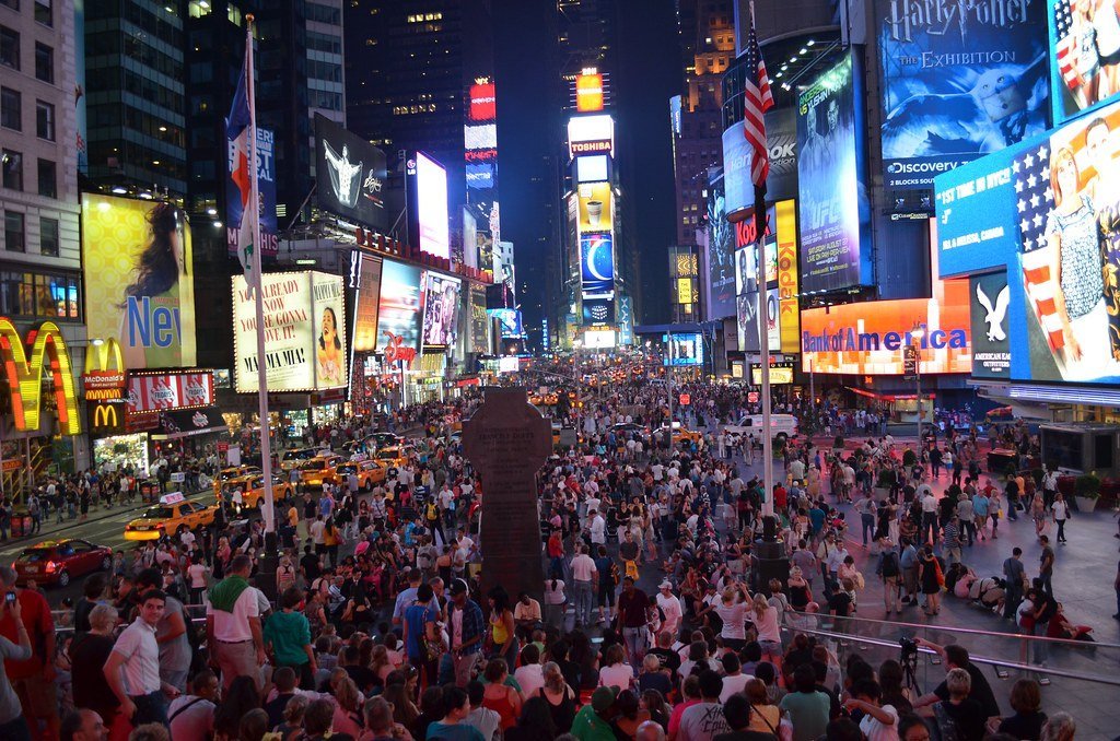 7. Times Square, New York: The World's Most Photogenic Headache (aseba, Flickr, CC BY-SA 2.0)