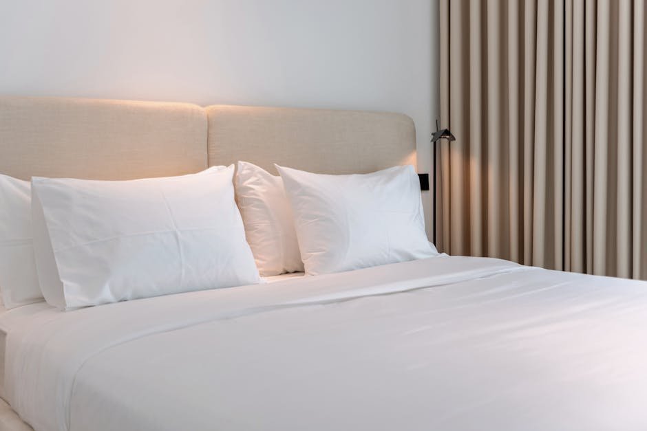 Hotel vs. Long-Term Rental: Running the Numbers (Image Credits: Pexels)