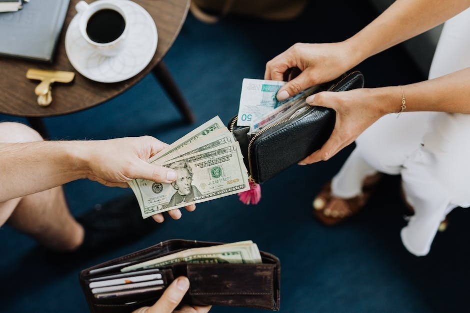 Why Dollar Acceptance Changes the Travel Experience (Image Credits: Pexels)