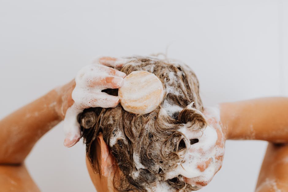 7. Using Soap or Shampoo in the Main Bath (Image Credits: Pexels)