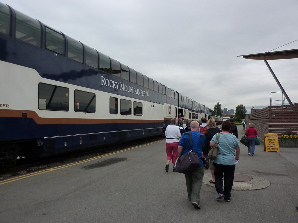 North America: The Rocky Mountaineer Opens the Show (Bods, Flickr, CC BY-SA 2.0)
