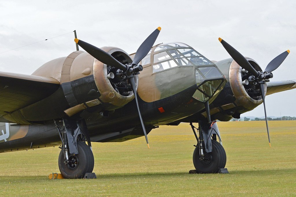 The Deregulation Break: How the Golden Age Ended (HawkeyeUK, Flickr, CC BY-SA 2.0)