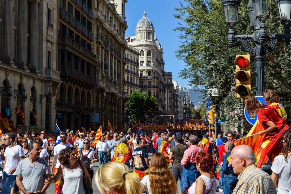 2. Barcelona, Spain - Beautiful City, Furious Residents (Image Credits: Pexels)