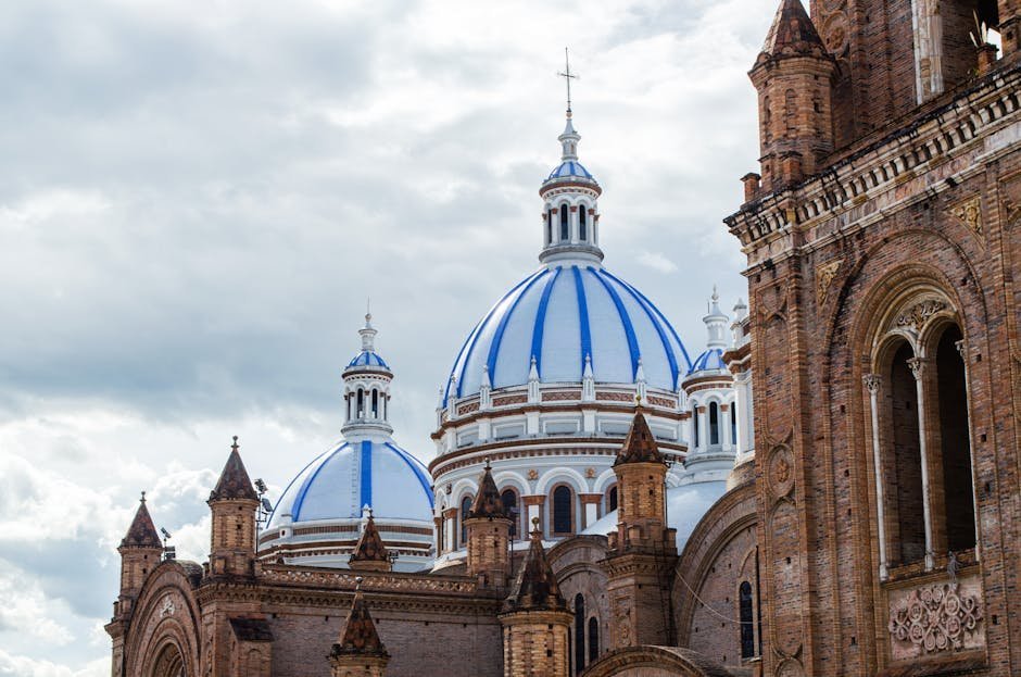 3. Cuenca, Ecuador - The Andean Jewel Where Dollars Actually Mean Something (Image Credits: Pexels)