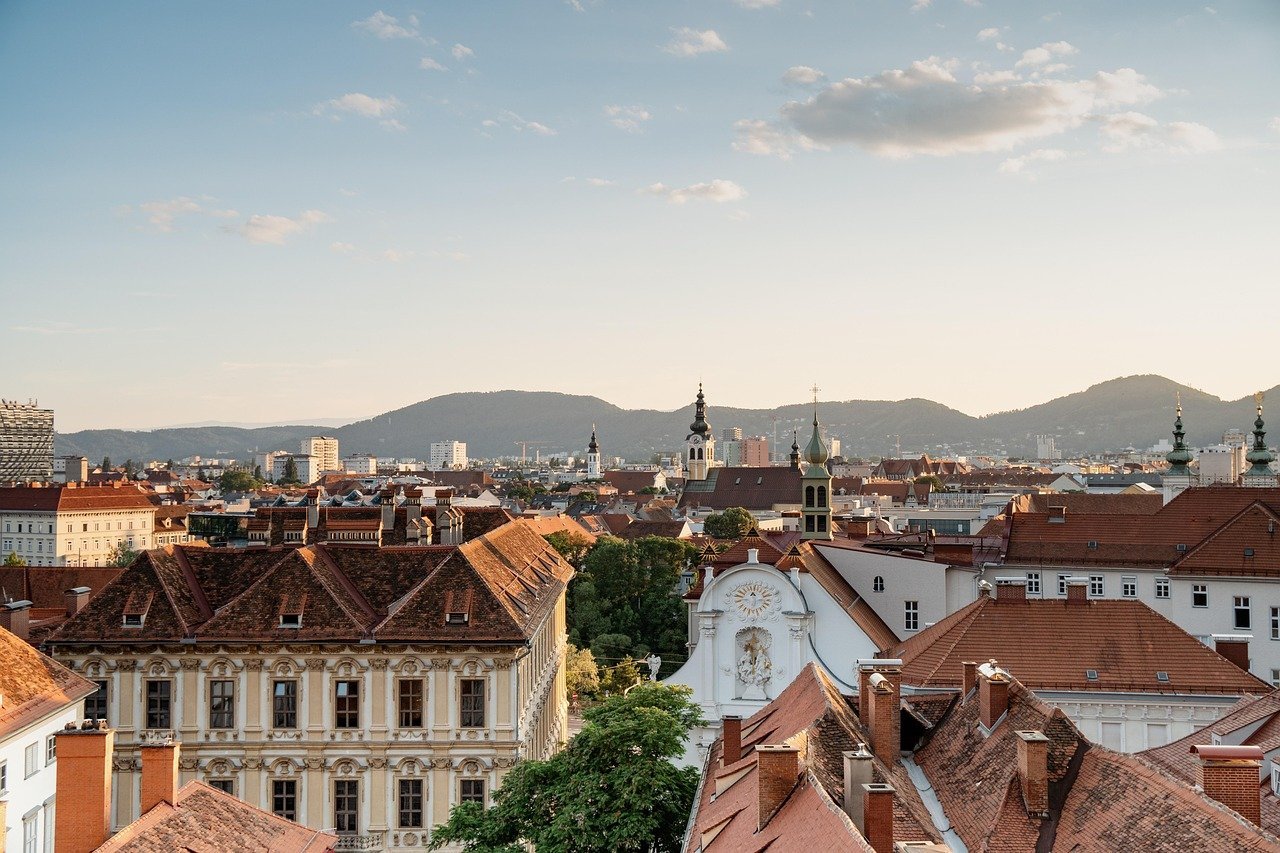 3. Graz, Austria - Alpine Charm, Surprisingly Low Costs (Image Credits: Pixabay)