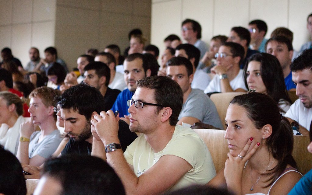 What Every American Student Should Know Before Packing Their Bags (Jirka Matousek, Flickr, CC BY 2.0)