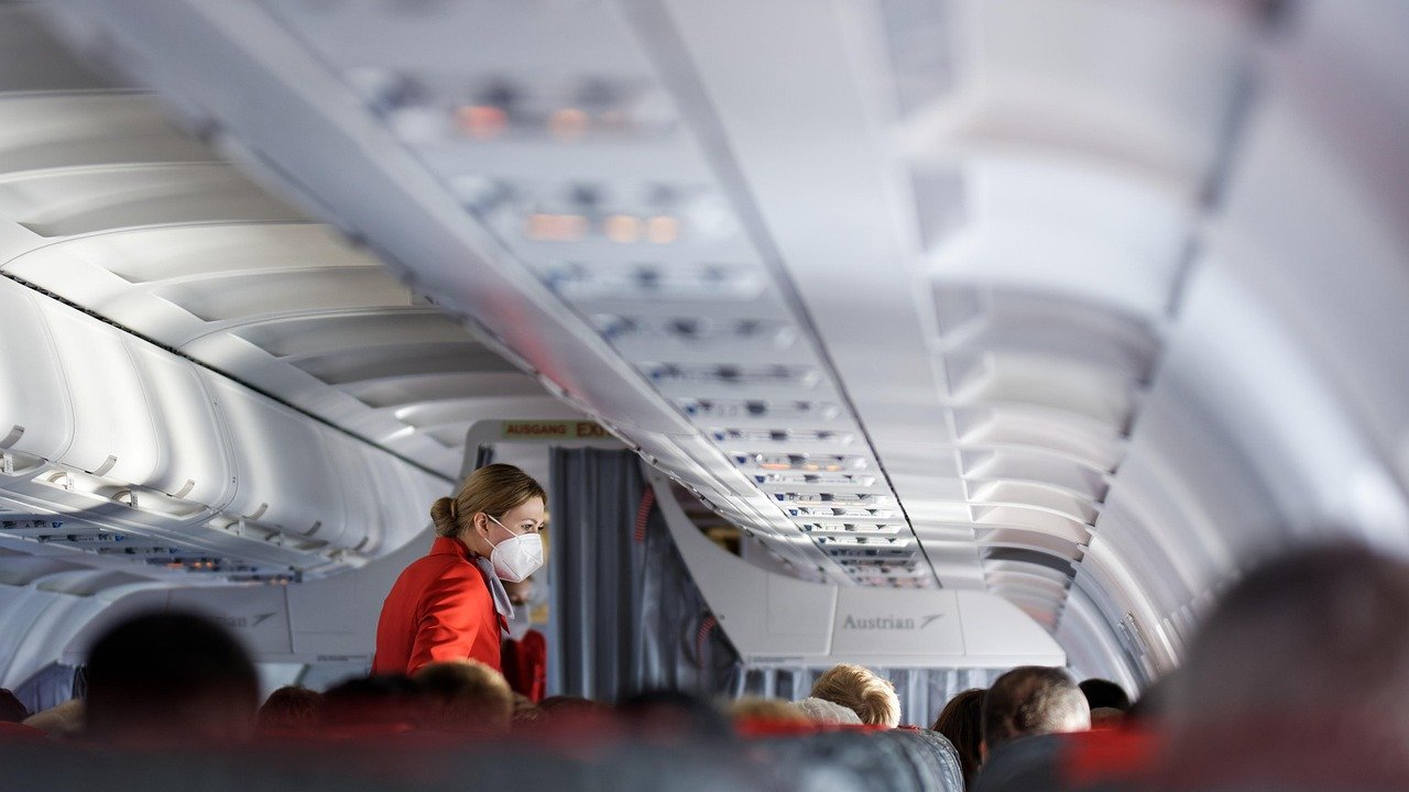 I'm a Flight Attendant: Here Are 11 "Comfort Hacks" That Actually Drive the Crew Insane