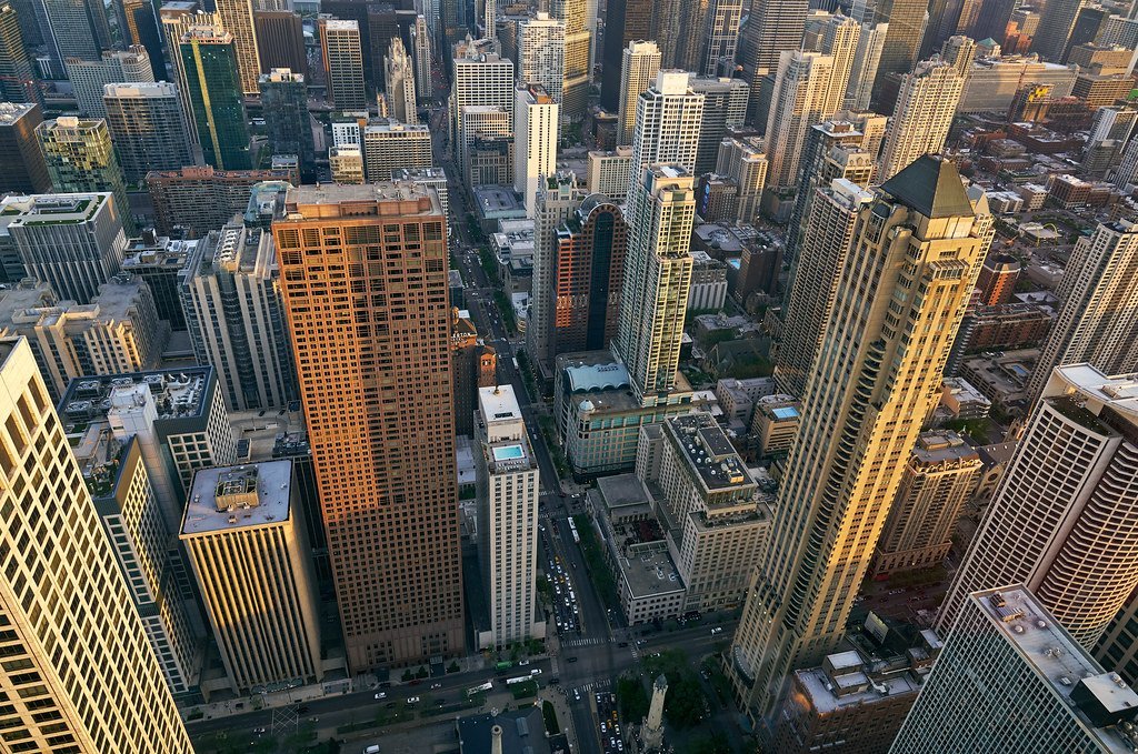 3. Chicago, Illinois - Losing People to Its Own Neighbors (szeke, Flickr, CC BY-SA 2.0)