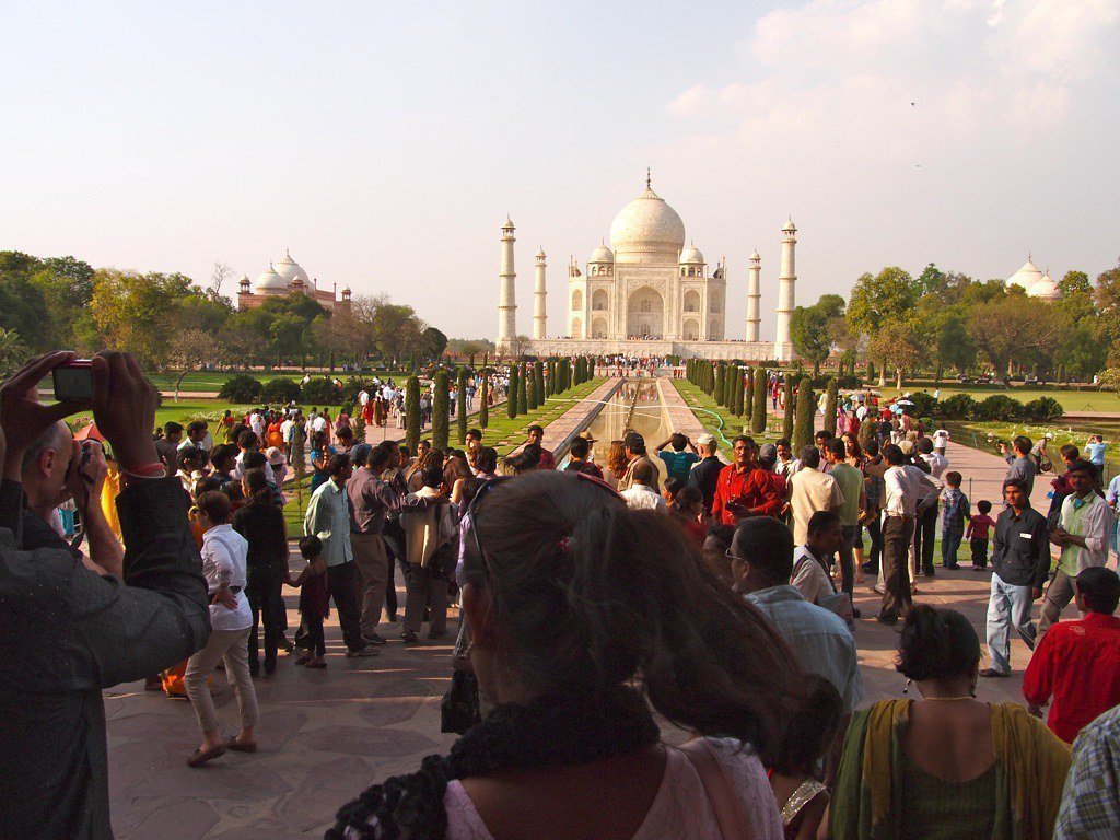 7. The Taj Mahal - Seven Million Visitors Can't All Be Wrong. Or Can They? (bjoern, Flickr, CC BY 2.0)