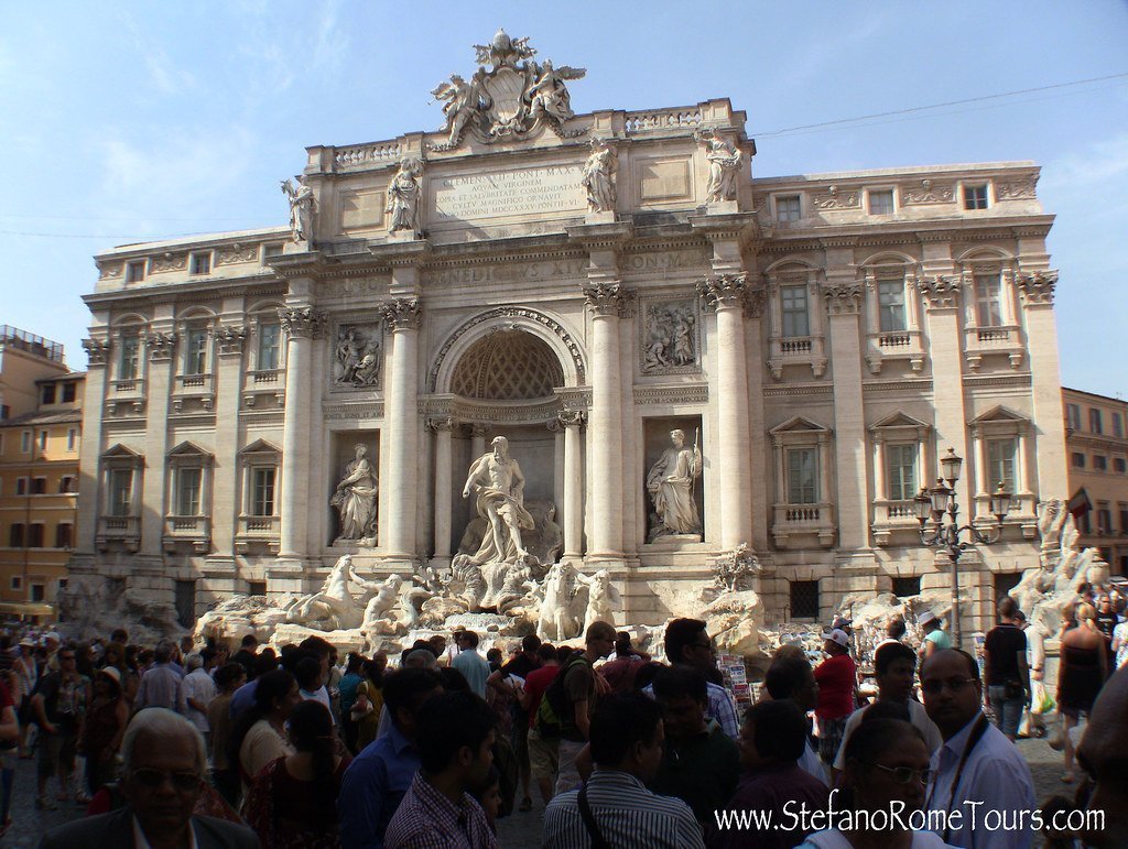 9. The Trevi Fountain - Rome's Most Crowded Coin Toss (StefanoRomeTours, Flickr, CC BY 2.0)