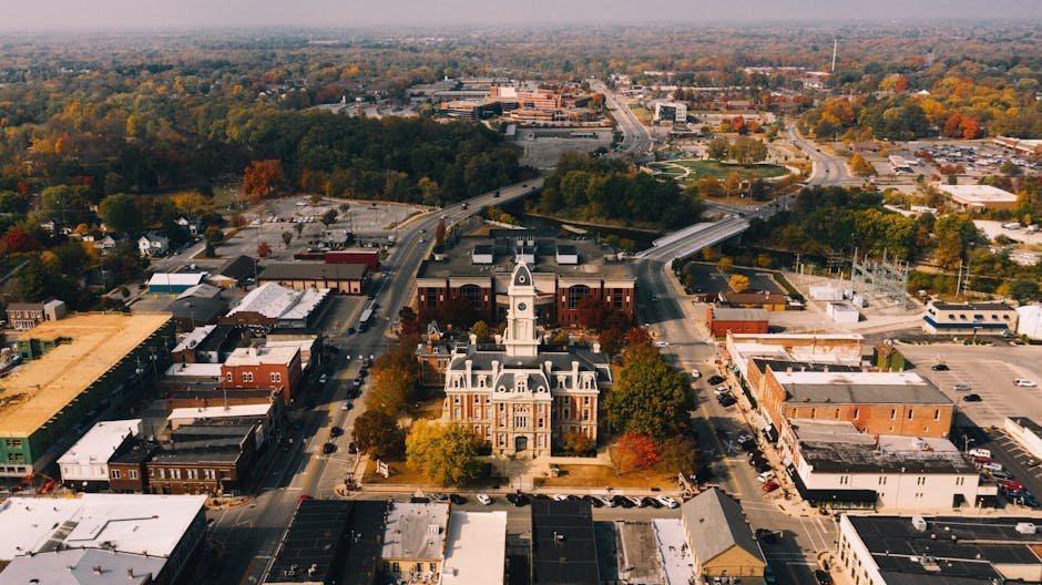 2. Fayetteville, Arkansas - Ozark Charm With a Creative Pulse (Image Credits: Pexels)