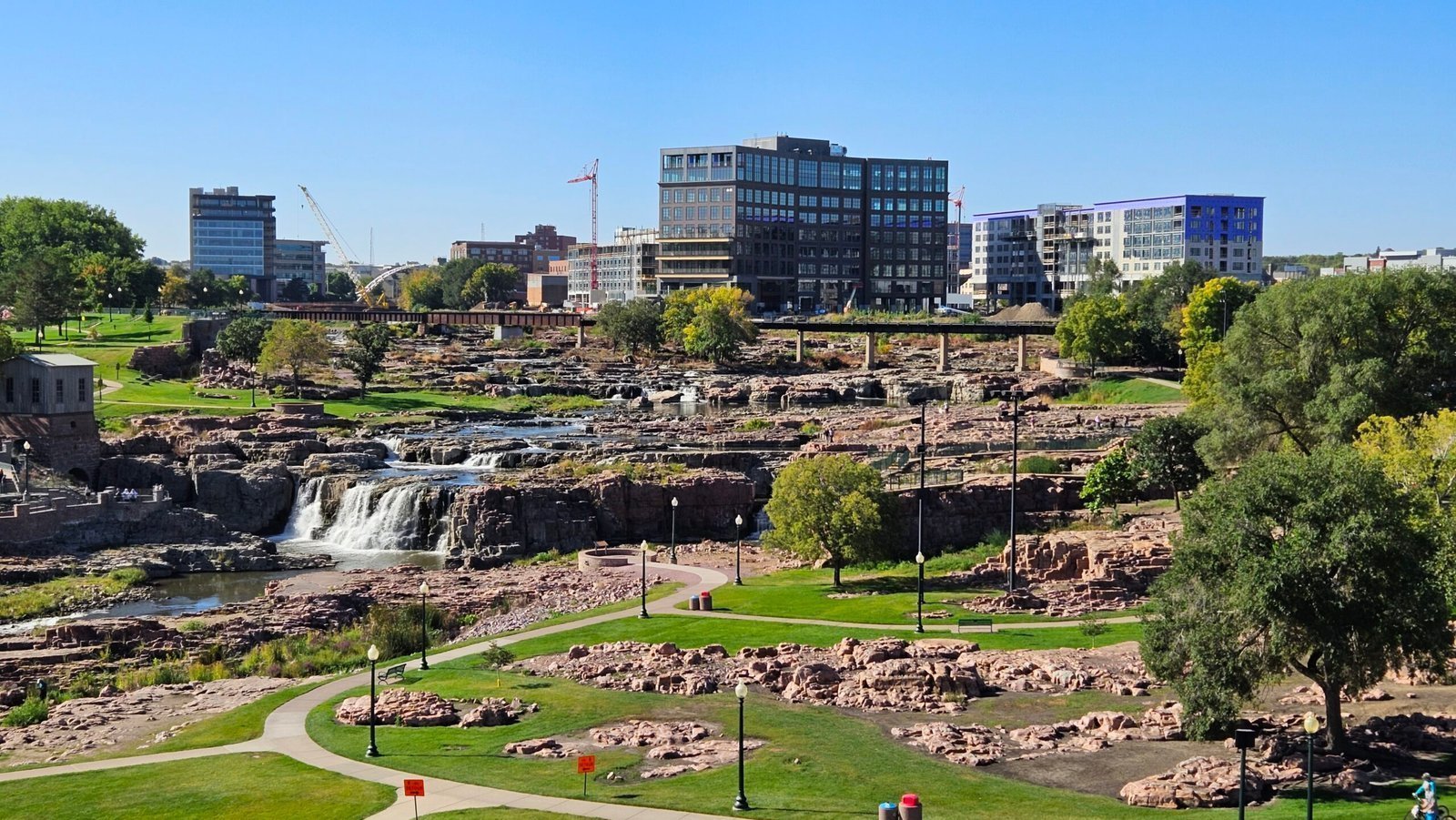 3. Sioux Falls, South Dakota - The Midwest's Best-Kept Secret (By Maxpower2727, CC BY-SA 4.0)
