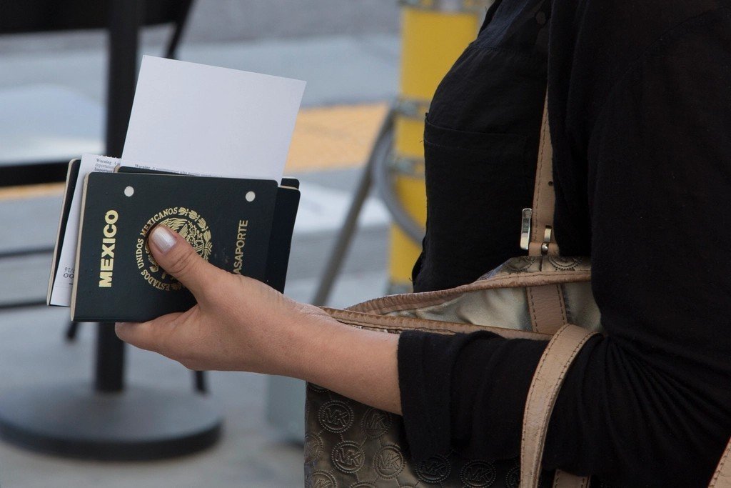 Visa Rules and How Long You Can Stay (Image Credits: Rawpixel)